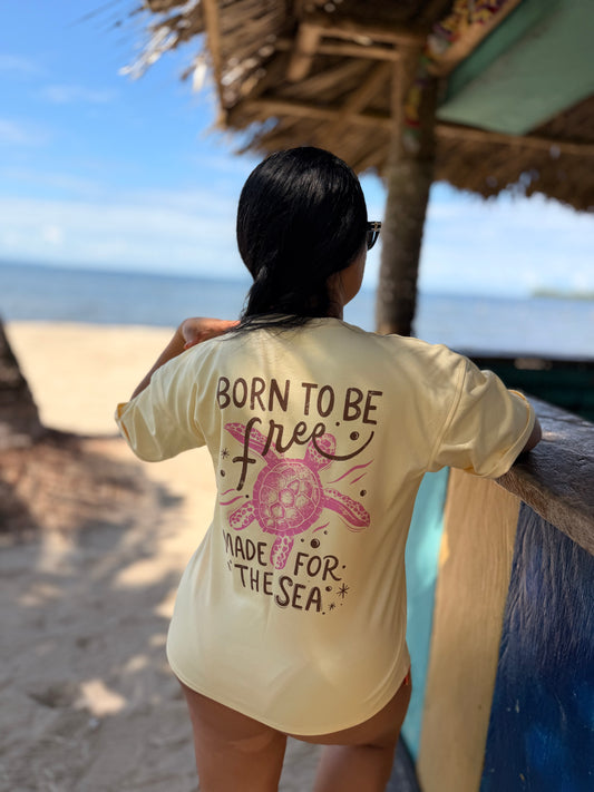 Camiseta Amarillo Mantequilla Tortuga Marina Born to Be Free
