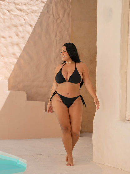 Bikini Negro Mujer Alma Libre – Top Triángulo y Panty Ajustable